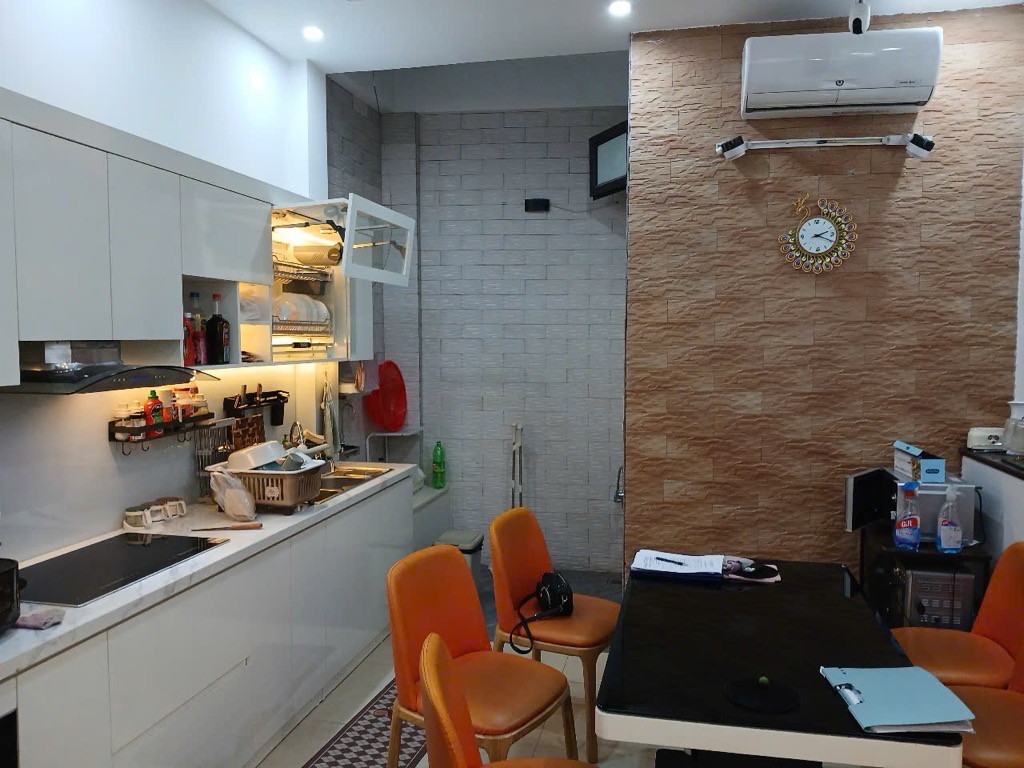 Nhà 4 tầng, phố Khương Hạ, Thanh Xuân, 51m2, 9.3tỷ